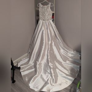 Wedding Dress w. POCKETS!!